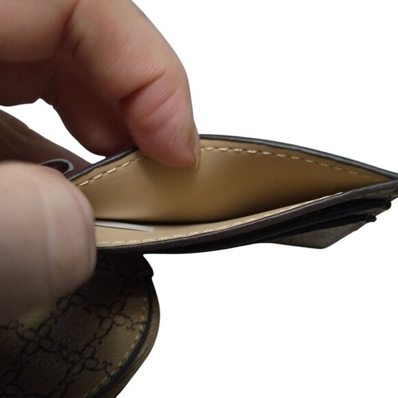 Nine West Card Holder Keyring Change Purse 2 Piece Set Beige/Cream Travel - Picture 4 of 6